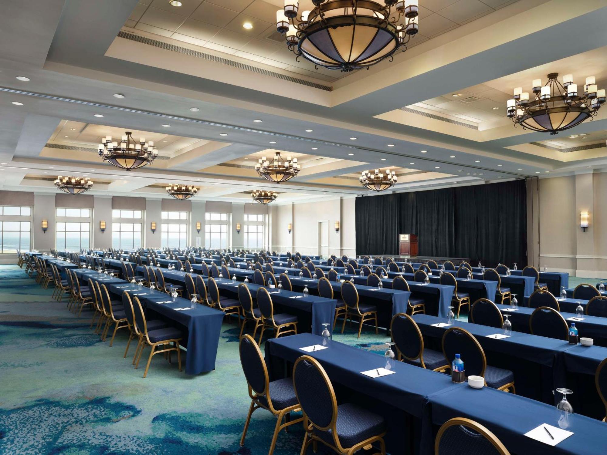 Hilton Virginia Beach Oceanfront Bagian luar foto