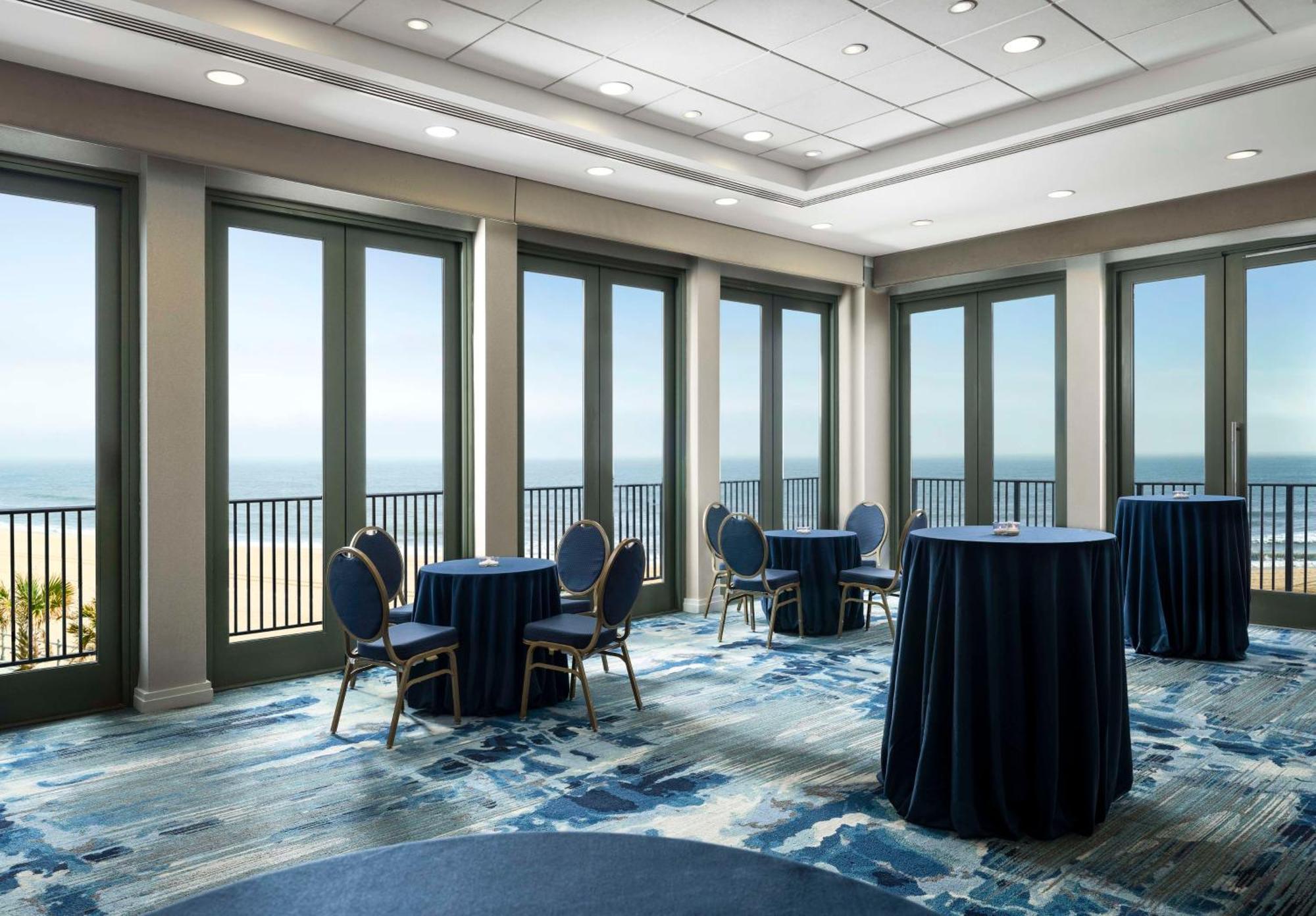 Hilton Virginia Beach Oceanfront Bagian luar foto