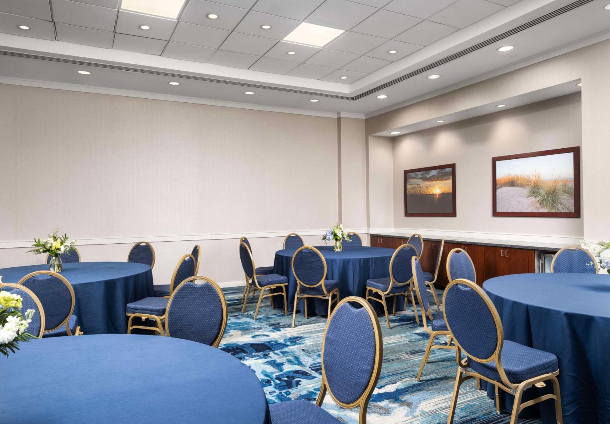 Hilton Virginia Beach Oceanfront Bagian luar foto