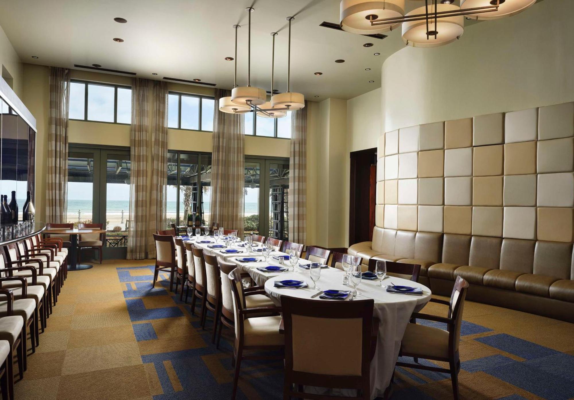 Hilton Virginia Beach Oceanfront Bagian luar foto