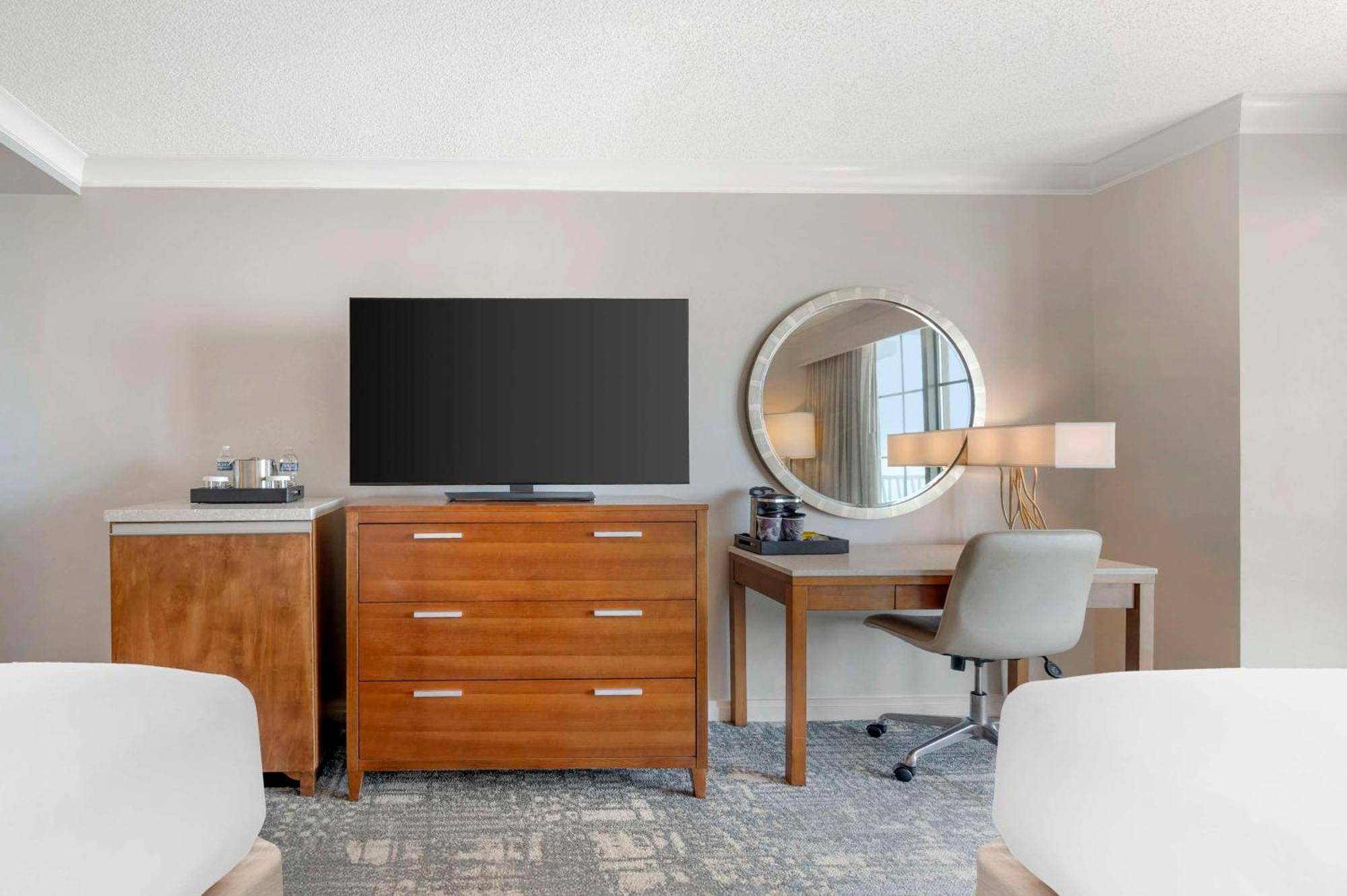 Hilton Virginia Beach Oceanfront Bagian luar foto